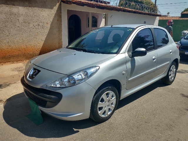PEUGEOT 207 XR 1.4 COMPLETO