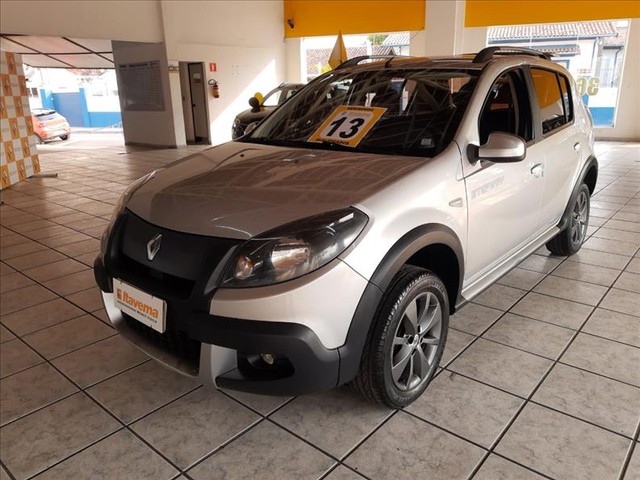 RENAULT SANDERO 1.6 STEPWAY 8V