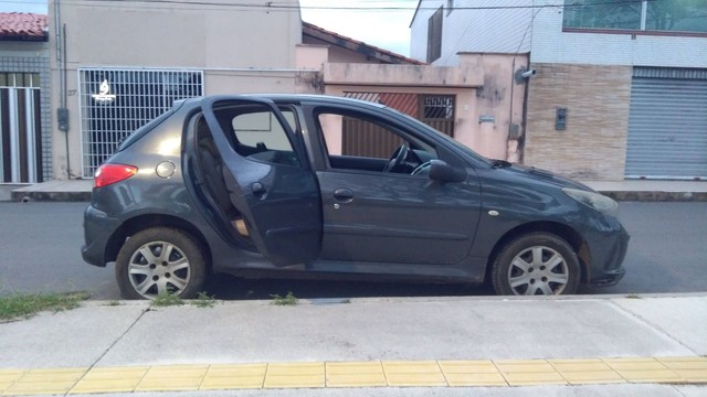 VENDO PEUGEOT 207 CINZA 12/12 COMPLETO