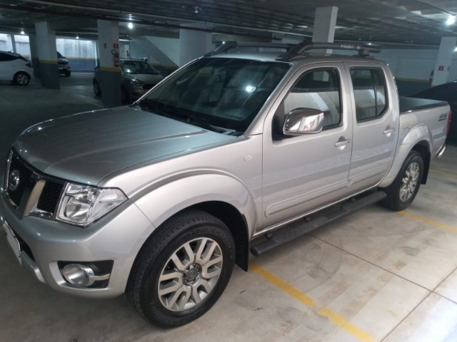 FRONTIER 2.5 SL / TD CAB. DUPLA 4X4 AUTOMÁTICO MOD:2015