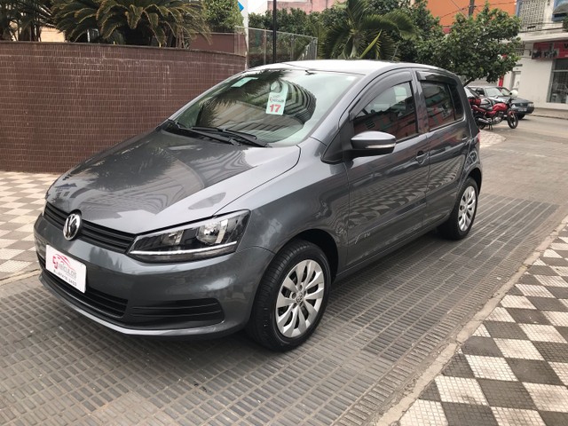 VW FOX TRENDLINE 1.0 FLEX 2017 COMPLETO COM 20000KM , CARRO IMPECÁVEL