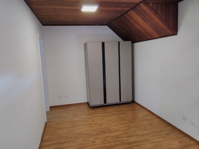 Apartamento para alugar em Campos do Jordao com 03 dormitorios - Foto 8