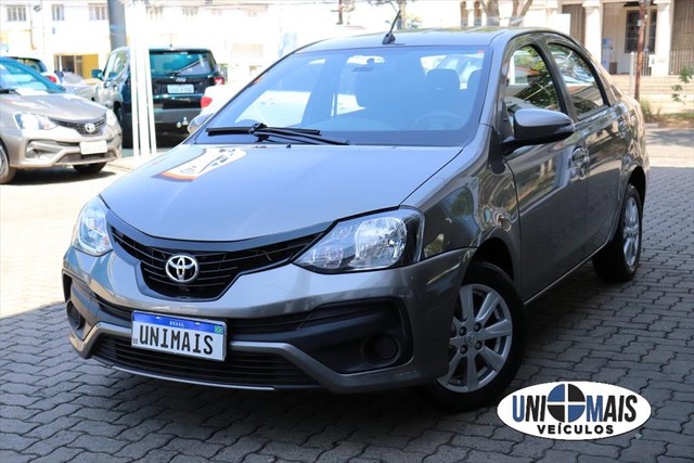 TOYOTA ETIOS 1.5 X PLUS SEDAN 16V FLEX 4P AUTOMÁTICO