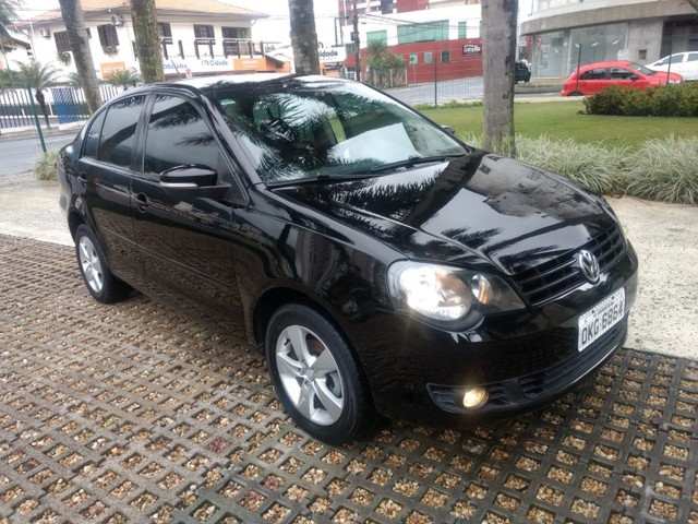 VENDO POLO 1.6 2014 COMPLETO