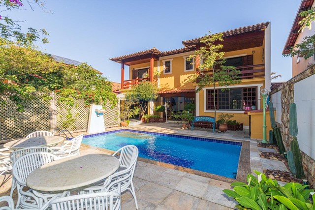 Barra da Tijuca | Casa 6 quartos, sendo 6 suites