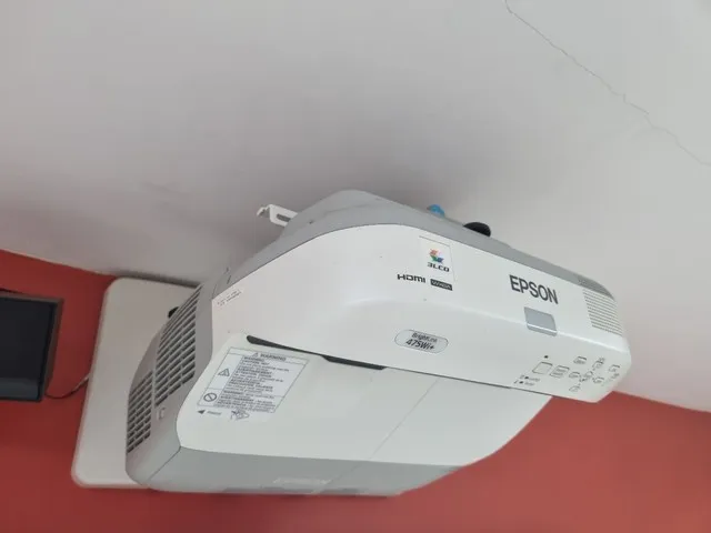 Projetor Interativo Curta Distância Epson Brightlink 475Wi+