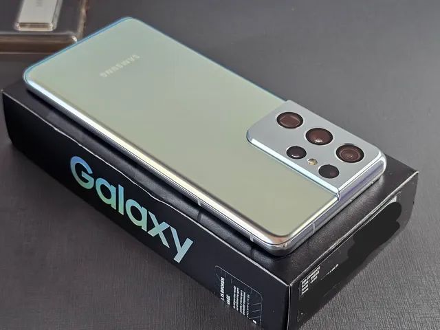 Usado: Samsung Galaxy S21 Ultra 5G 256GB Prata Muito Bom