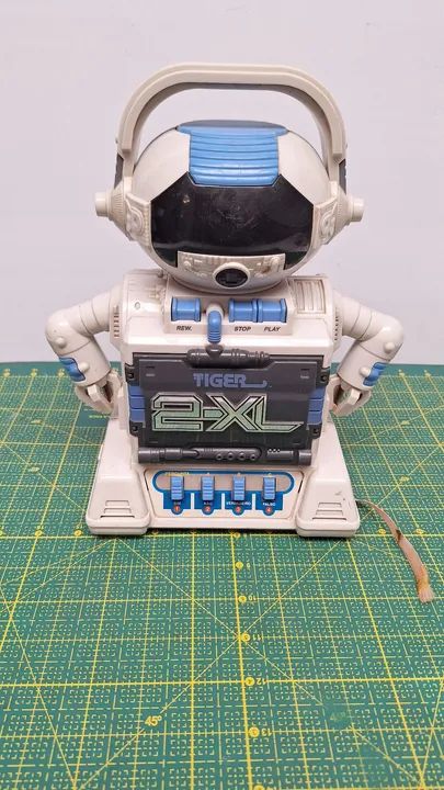 Robô Inteligente 2 XL Tiger 