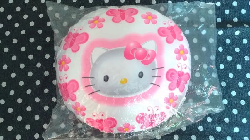 Almofada Hello Kitty nova em perfeito estado de conservação!