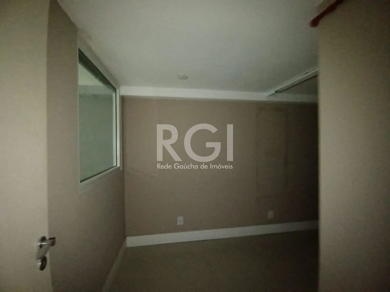 Loja comercial com 59,30m2 de área privativa no bairro Bom Fim, com mezanino, mobiliado fi - Foto 7