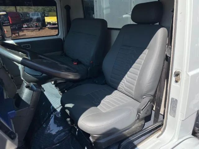 VW 24.220 Euro3 Worker 6x2 - Foto 15