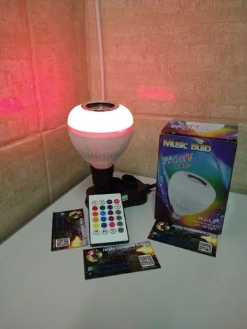 Vendo Lâmpada bluetooth e caixinha de som Speaker - Foto 4