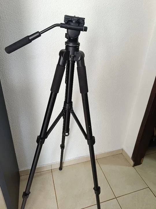 Tripé para Câmera Profissional 1,50 mt