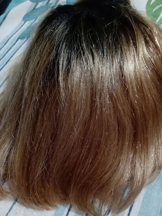 Peruca Loira com Mechas Castanhas - Luxo! - Foto 3