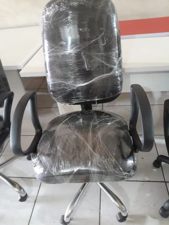 promoção - cadeira presidente com rodinhas