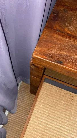 Mesa Quadrada em Madeira de Demolição - Foto 3