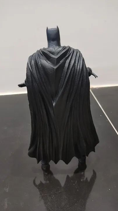 Action Figure do Batman da McFarlane Toys. - Foto 2