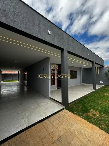 Vendo Linda e Estilosa Casa no São Francisco 