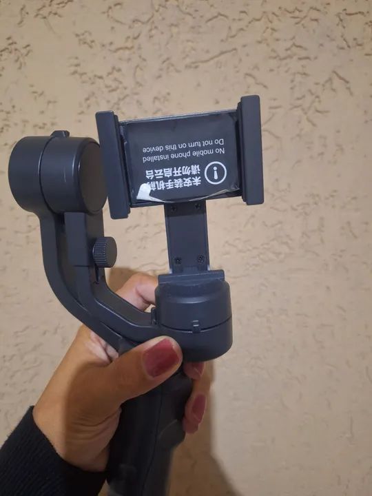 Estabilizador Gimbal 3 axis para Celular - Foto 4
