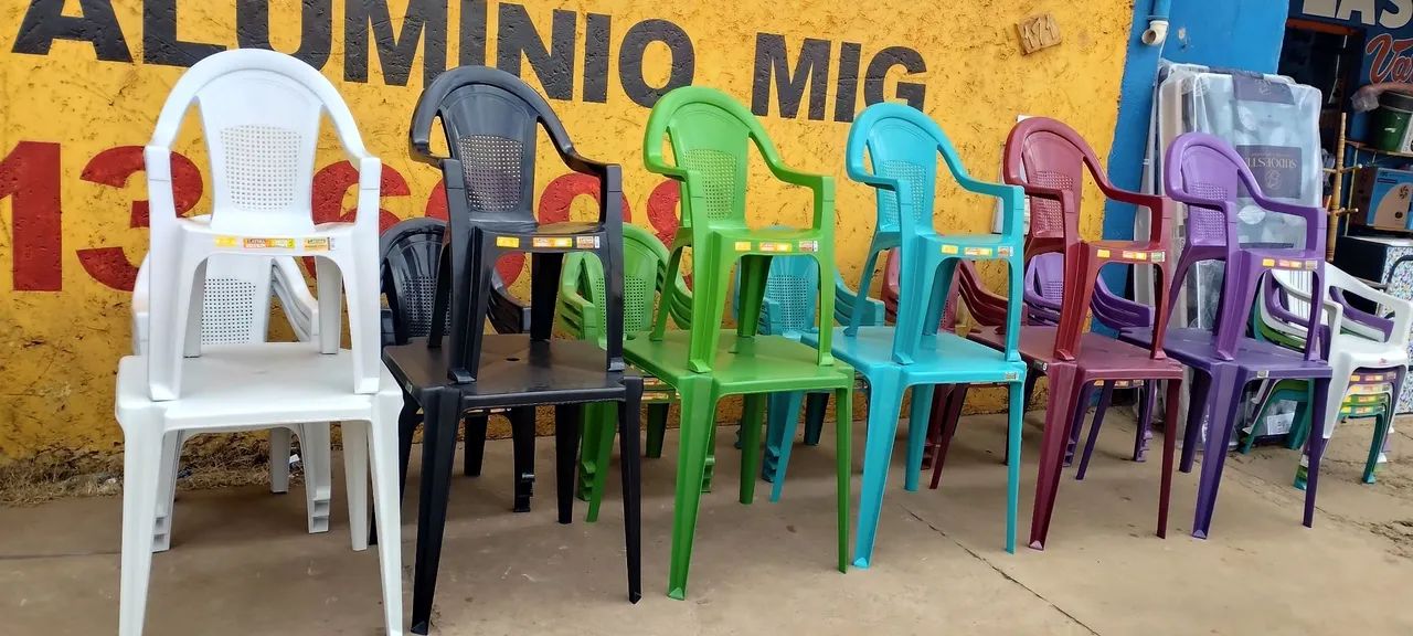 Conjunto de mesas várias cores ?