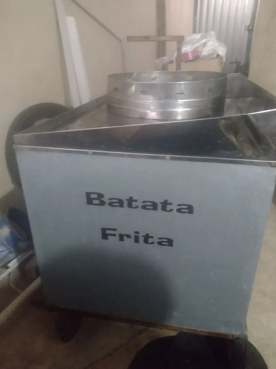 Vendo carrinho de batata 600 resis