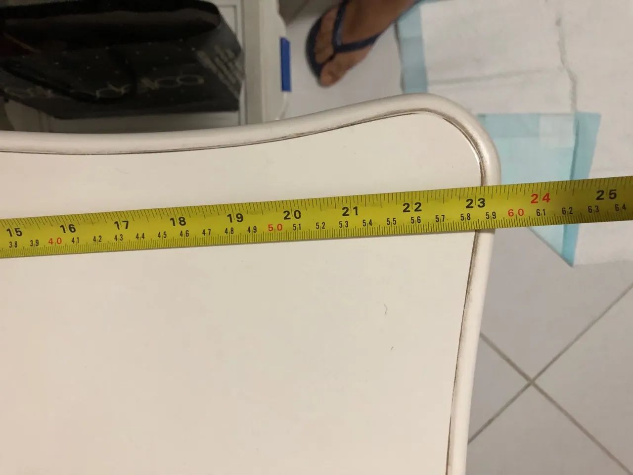 Cômoda Branca Elegante com Design Curvado - Foto 3