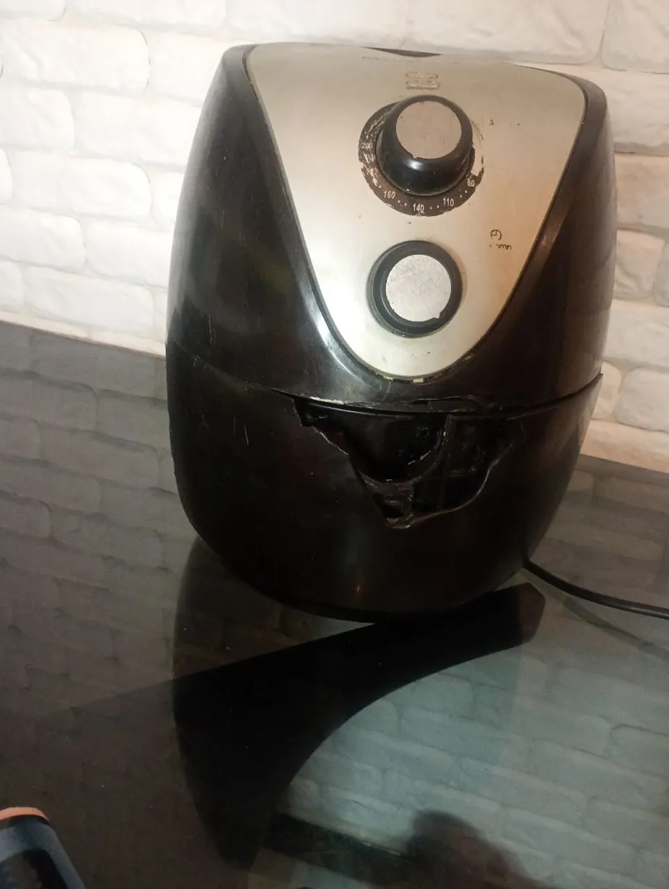 Air fryer mondial - com defeito