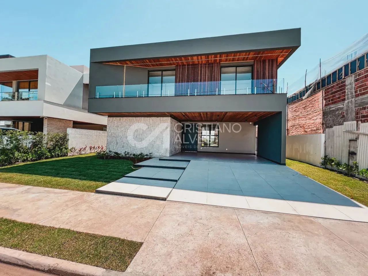 DAMHA RESIDENCE.
