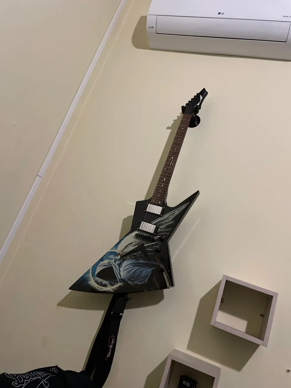 Guitarra Dean Angel of Death II (Dave mustaine signature)
