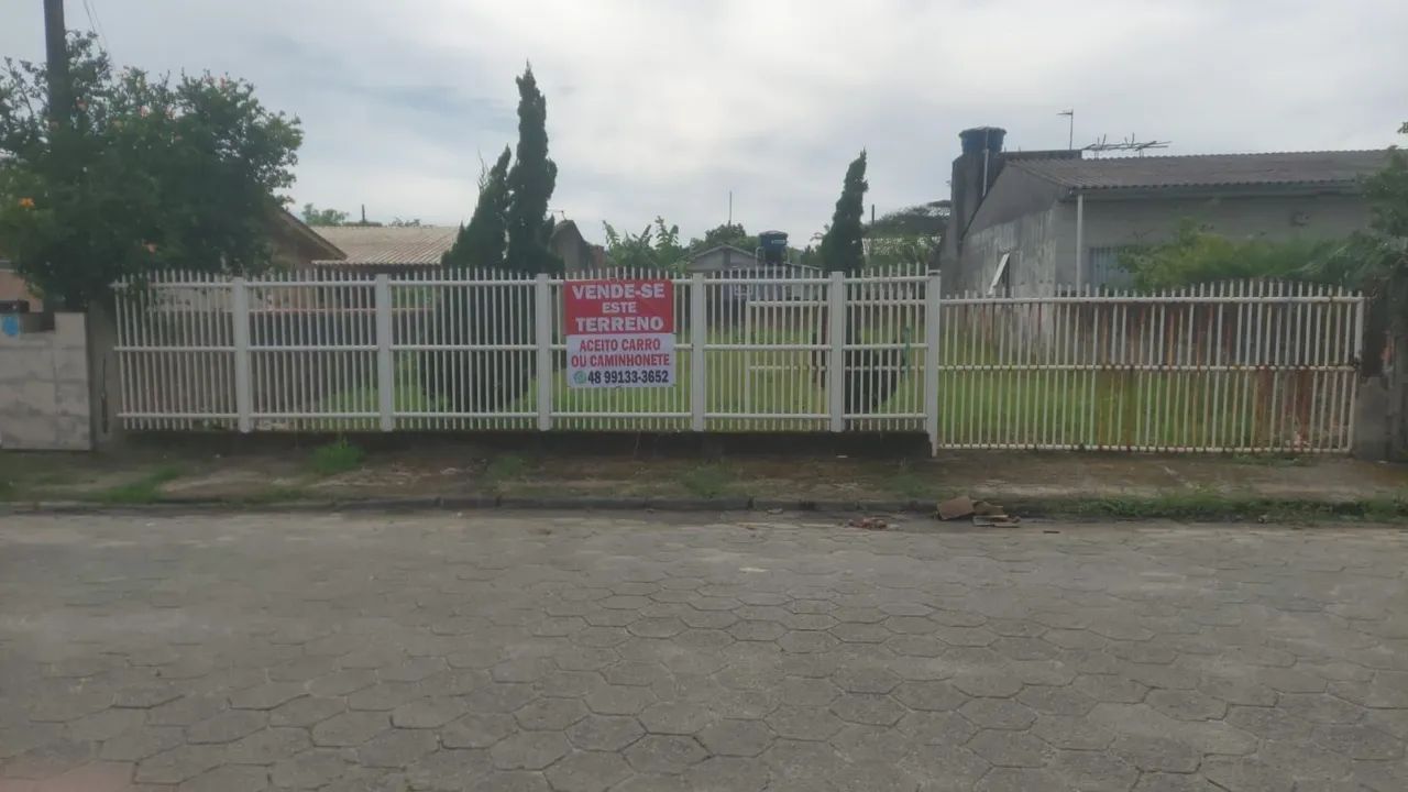Terreno à venda em ótima localização na Passagem do Maciambu Palhoça 