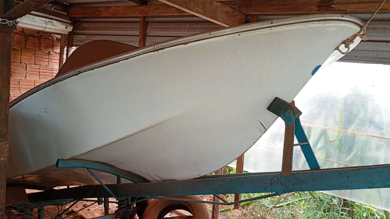 Lancha 4,5m com carreta + motor