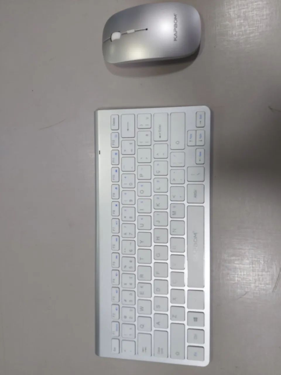 Kit Teclado e Mouse Sem Fio Kapbom - Foto 2