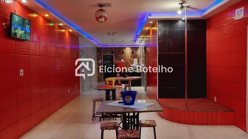 Casa comercial para aluguel de aprox. 250 m², com 6 quartos, no bairro Santa Rosa - Uberlâ - Foto 2