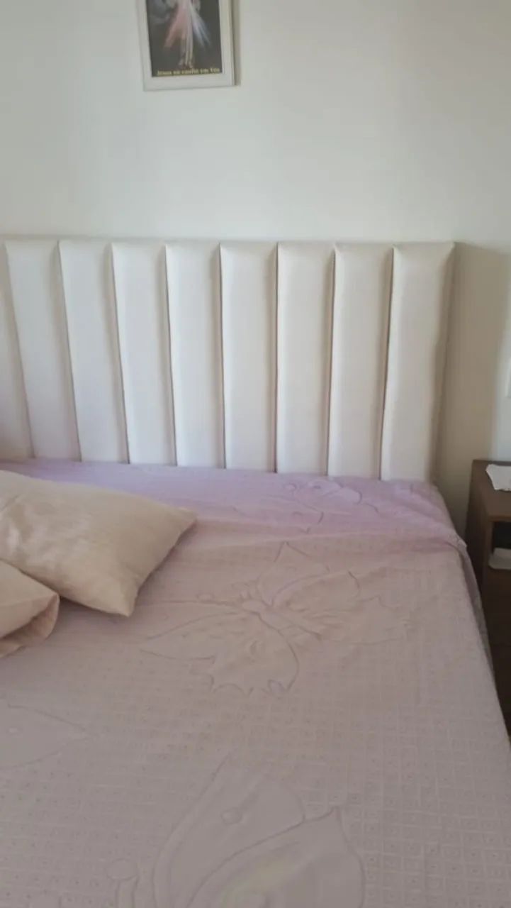 Cabeceira de Cama Estofada Branca