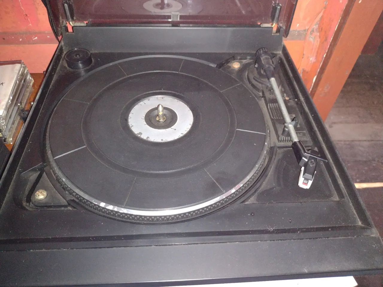 toca disco Philips e tampa  em acrílico Gradiente - Foto 4