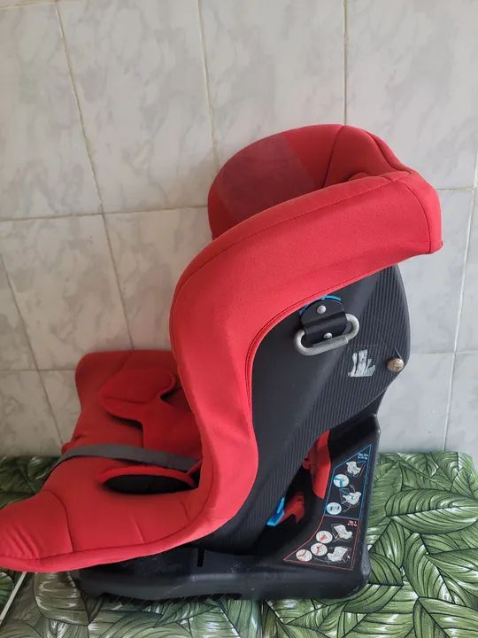 Cadeirinha de carro Chicco para crianças de 9kg a 18kg - Foto 6