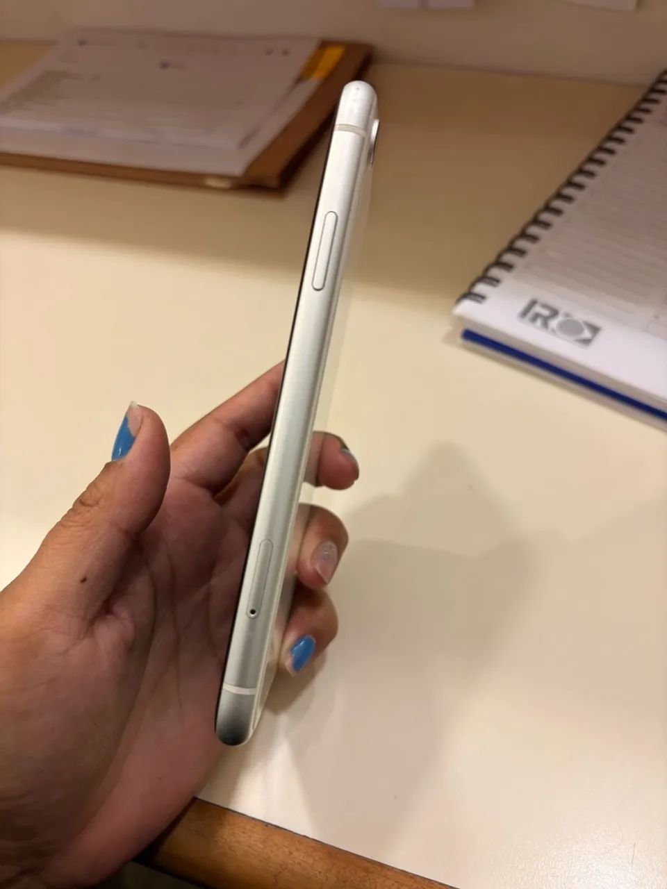 Vendo iPhone XR em perfeito estado  - Foto 4