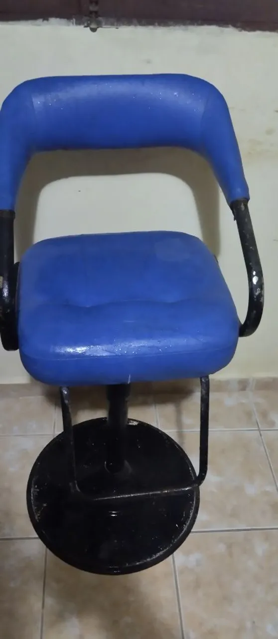 Cadeira Giratória Azul infantil
