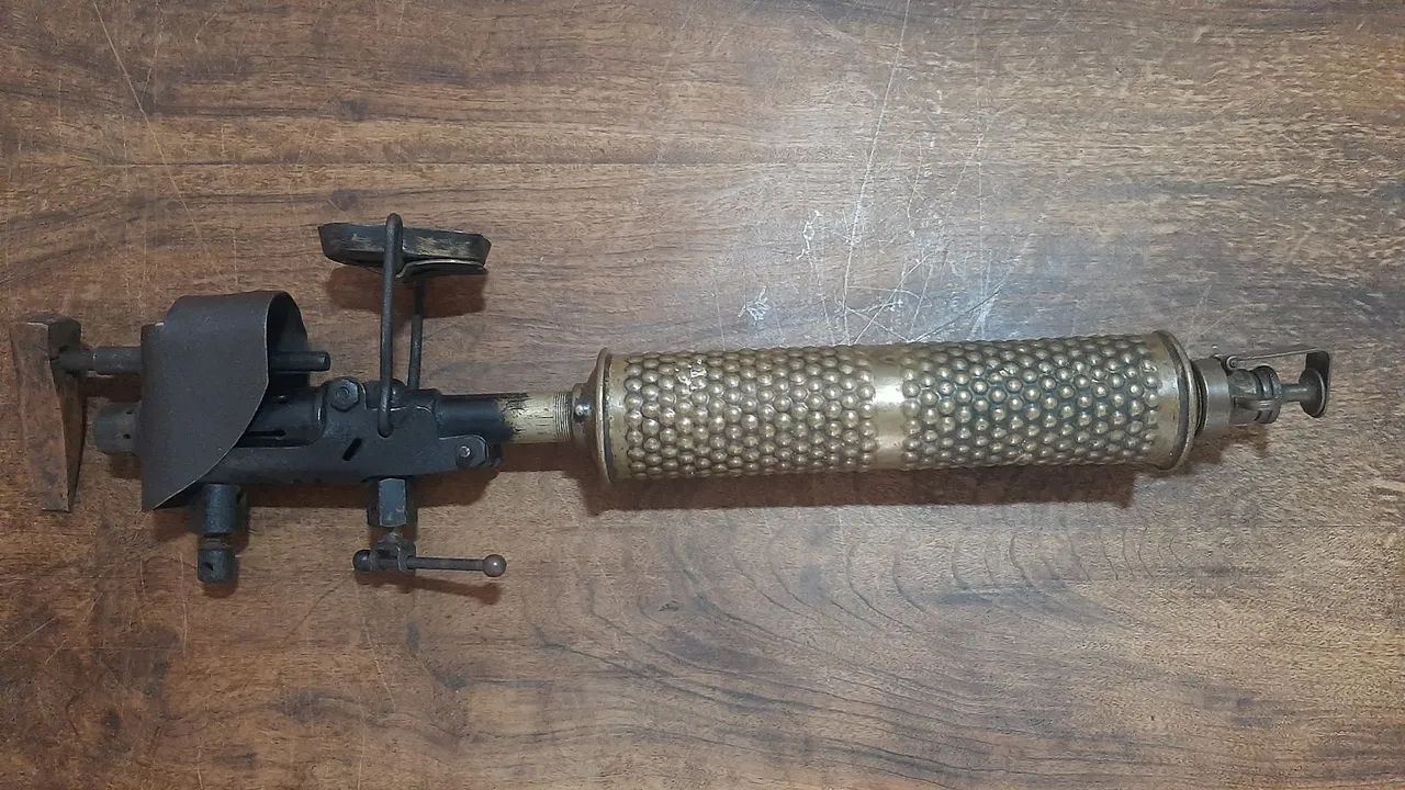 Maçarico Antigo Suíço