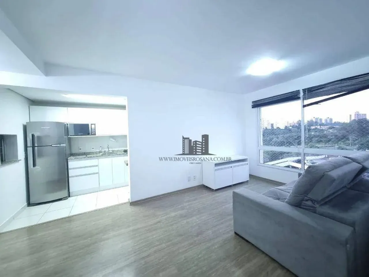 Apartamento de 2 dormitórios com 01 box coberto no Bairro Jardim Carvalho em Porto Alegre/