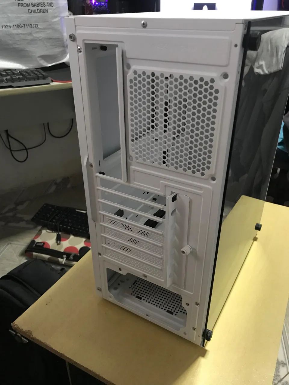 Gabinete branco 64313237842946121