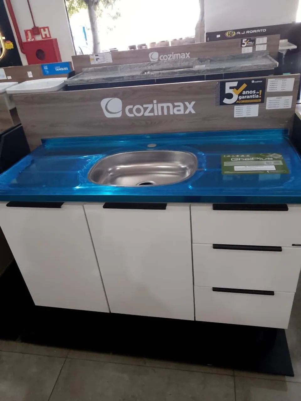 Pia com gabinete, nova sem uso, embalada ainda e com nota