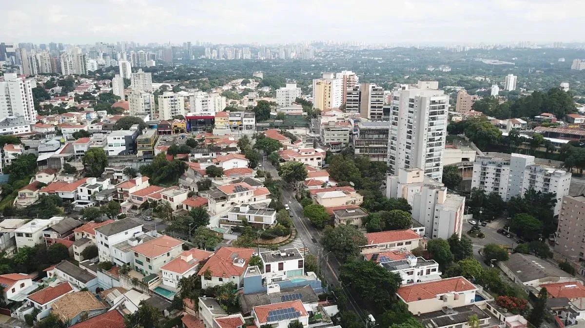 Sobrado para venda com 4 quartos, sendo 1 suíte, 300m² - Foto 4