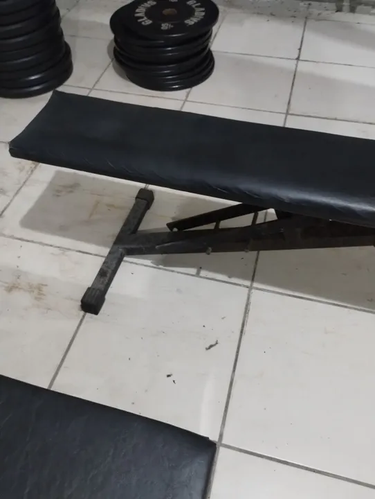 Banco de musculação para exercícios