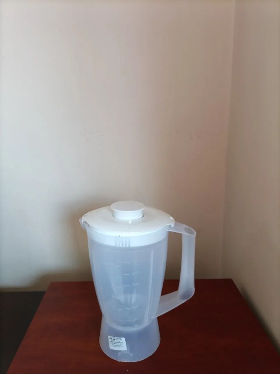 Lote de utensílios de cozinha seminovos e cosméticos novos para bazar. - Foto 4