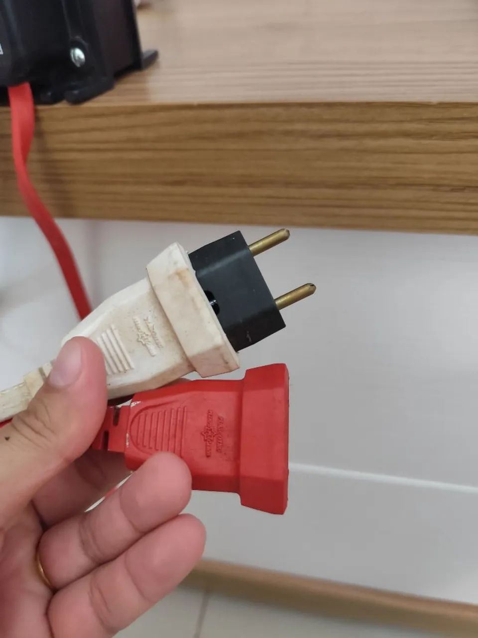 Auto Transformador 1500VA 975W - Foto 3