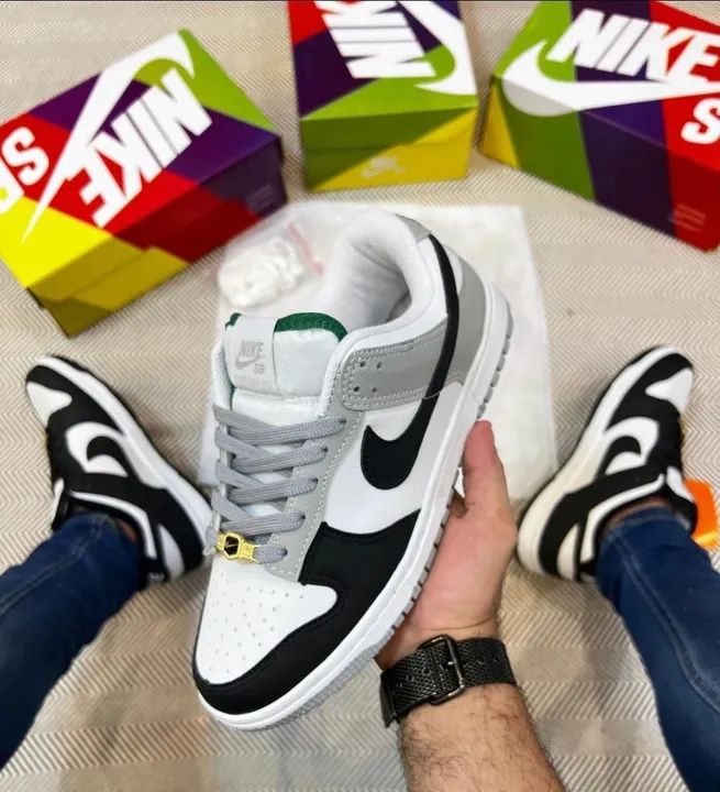 Tênis Nike SB Dunk Low 