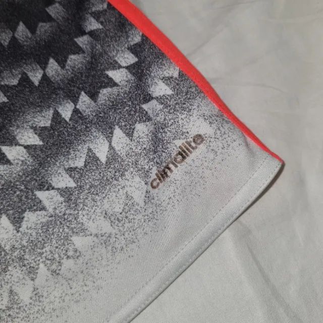 Calção Adidas Manchester United - Foto 5