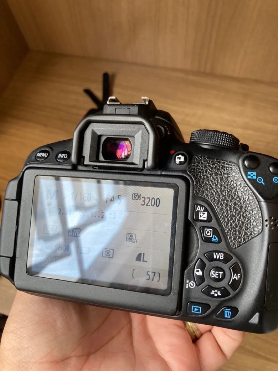 Canon T5i + lente 18-55mm STM c/ Bolsa  - Foto 2