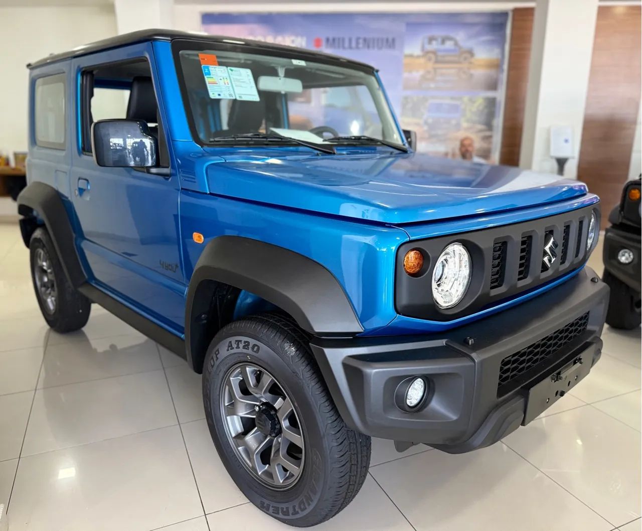 Jimny Sierra 4you+ 2025 - 0km - Douglas 9 8 3 3 2 8 7 1 1 